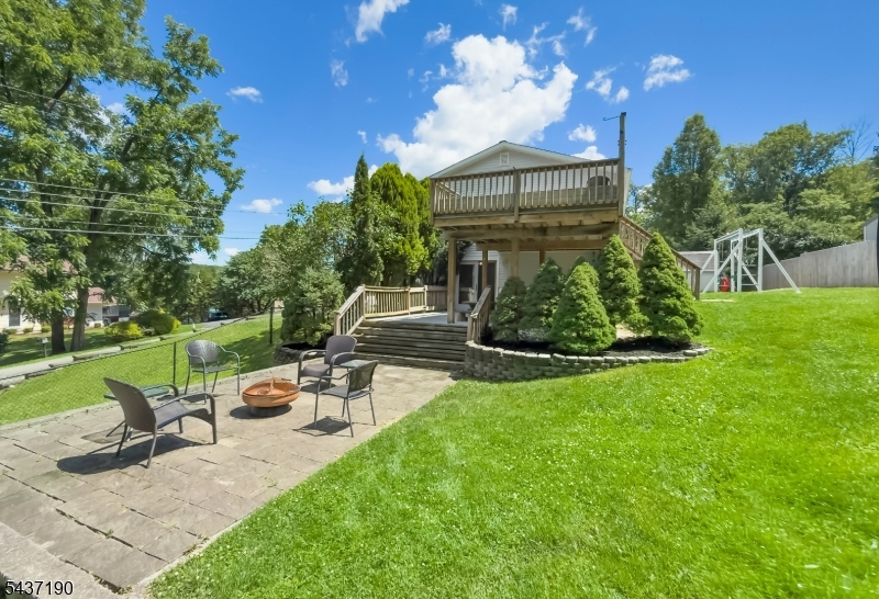 88 Shore Rd