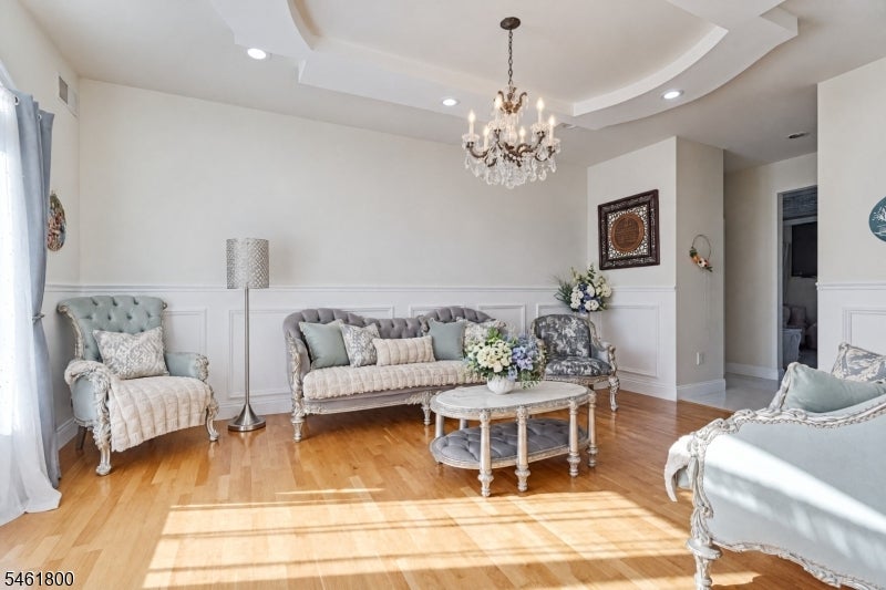 4 Conklin Dr