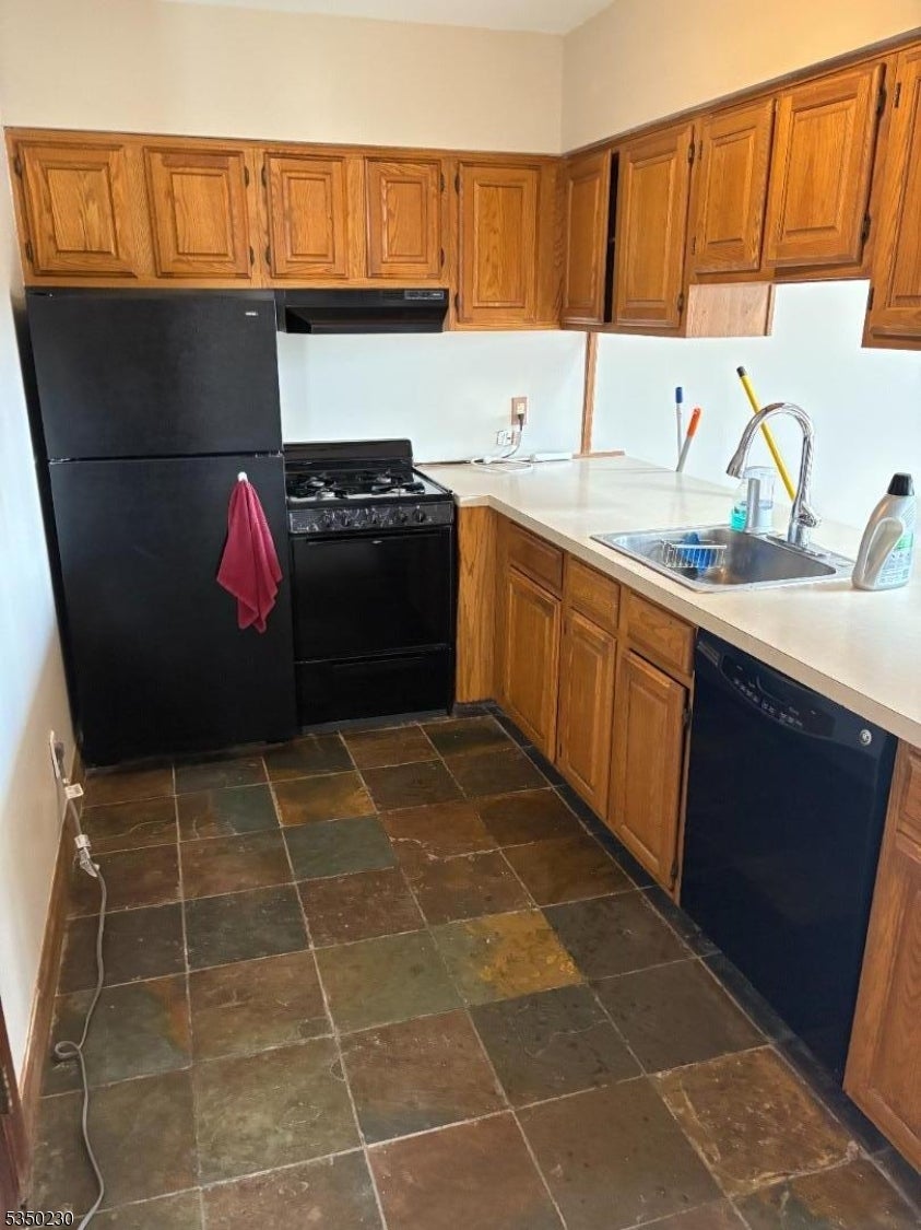4 Red Lodge Dr 2