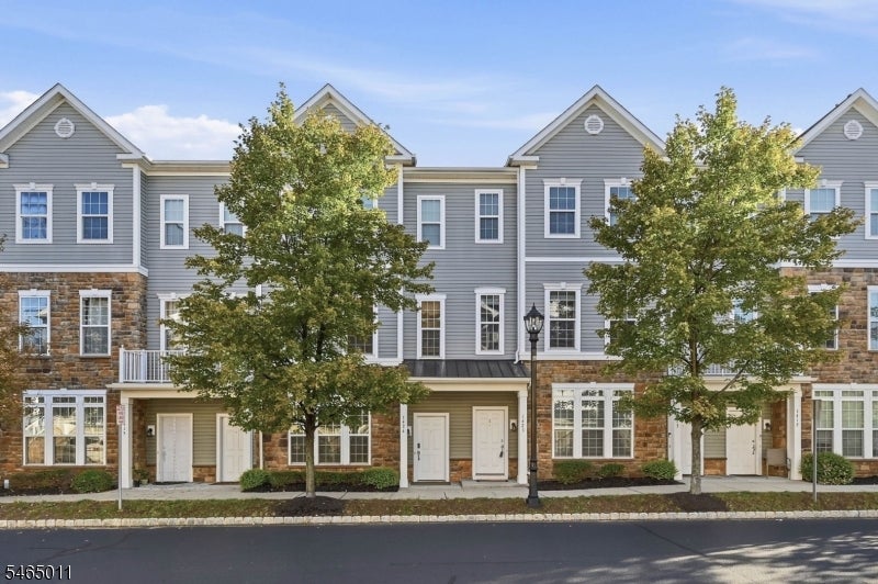 1424 Hudson Cir