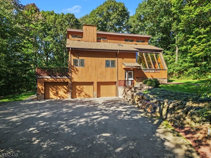 5 Allen Dr