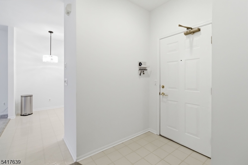 5301 Richmond Rd 301