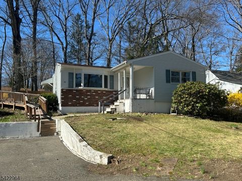 22 Homestead Rd Jefferson Twp. NJ 07849