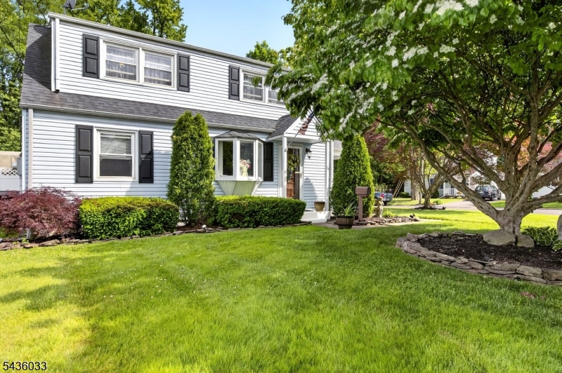 73 JAMES AVENUE
