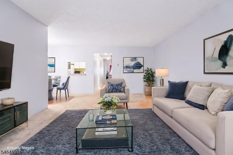 90 Edward Dr