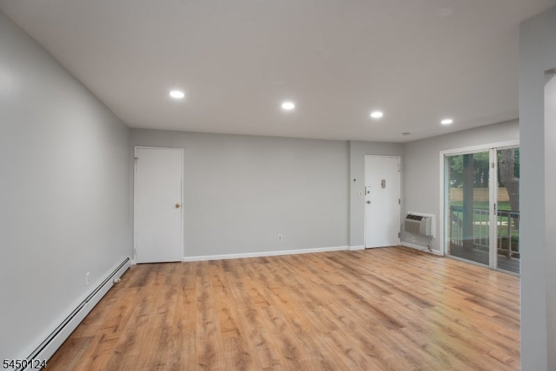 38 Deanna Dr 107