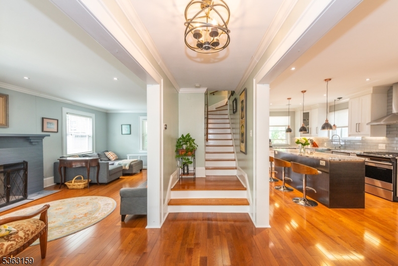 44 Willard Ave