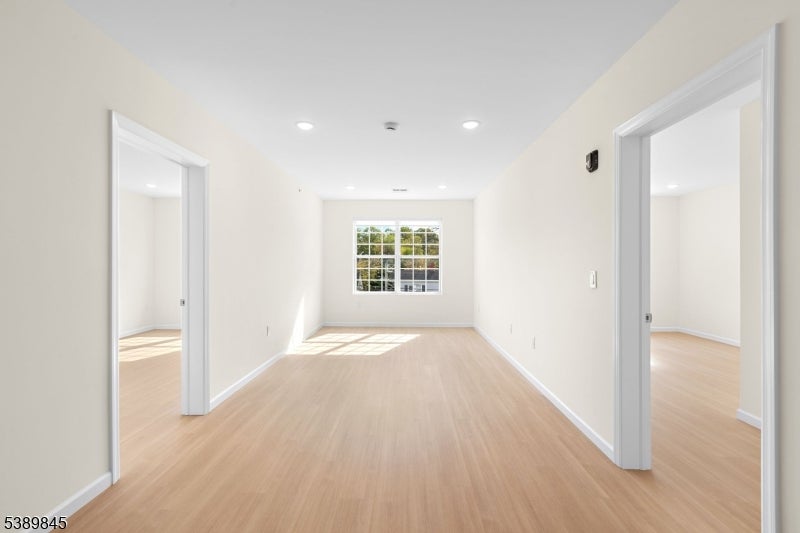 70 Ridgedale Ave 310