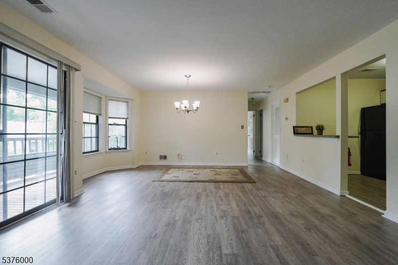 809 Woodhaven Dr