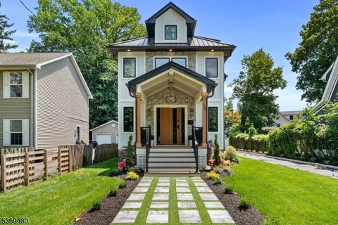 Photo of 123 Willowdale Ave, Montclair, NJ 07042 (MLS # 3991247)