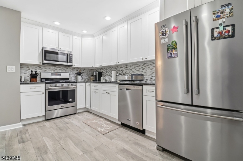 9 Shelley Pl