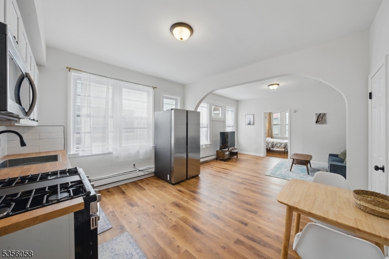 30 Nelson Pl