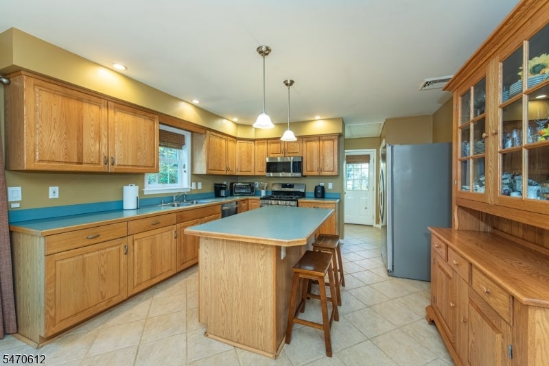 112 Ford Rd