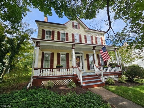Photo for 27 Bonnell St