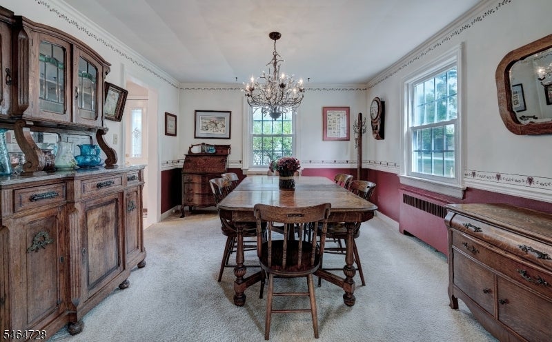 52 Crescent Rd