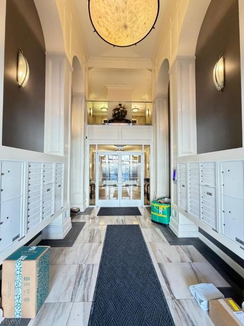 102 E Elizabeth Ave 207 Linden City NJ 07036