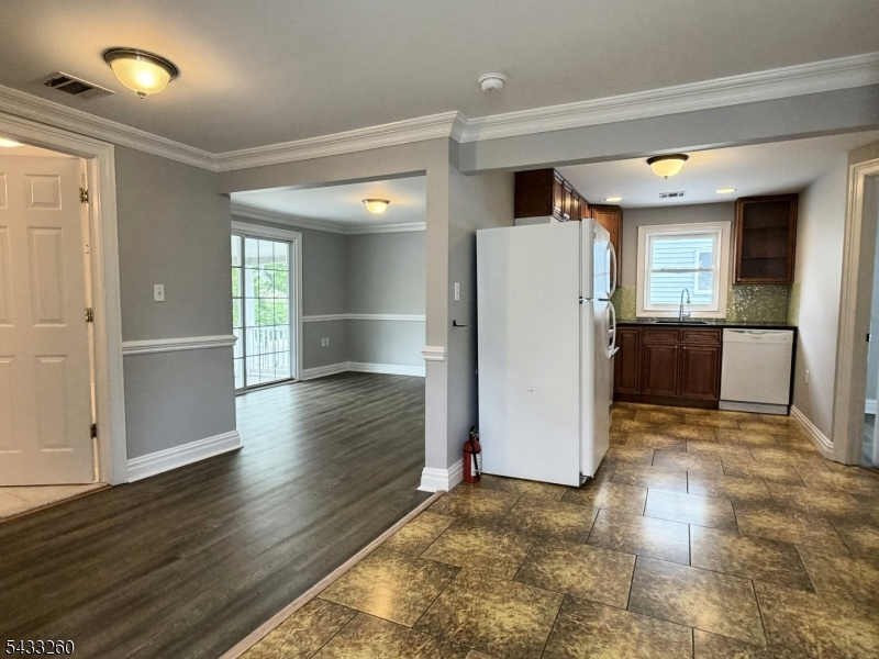 170 Central Ave