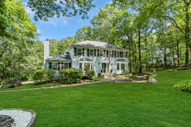 4 Fern Ct
