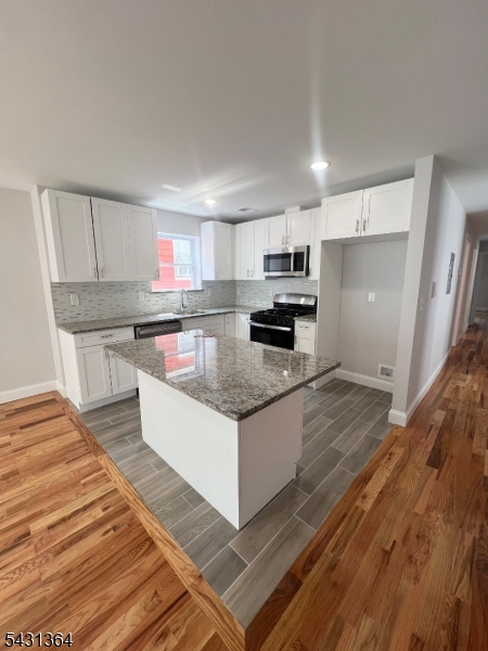 879 s 18th 1