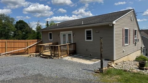 32A Bush St 1 Oxford Twp. NJ 07863