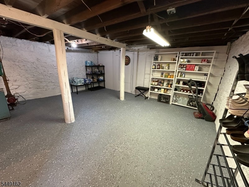 17 N Lincoln Ave