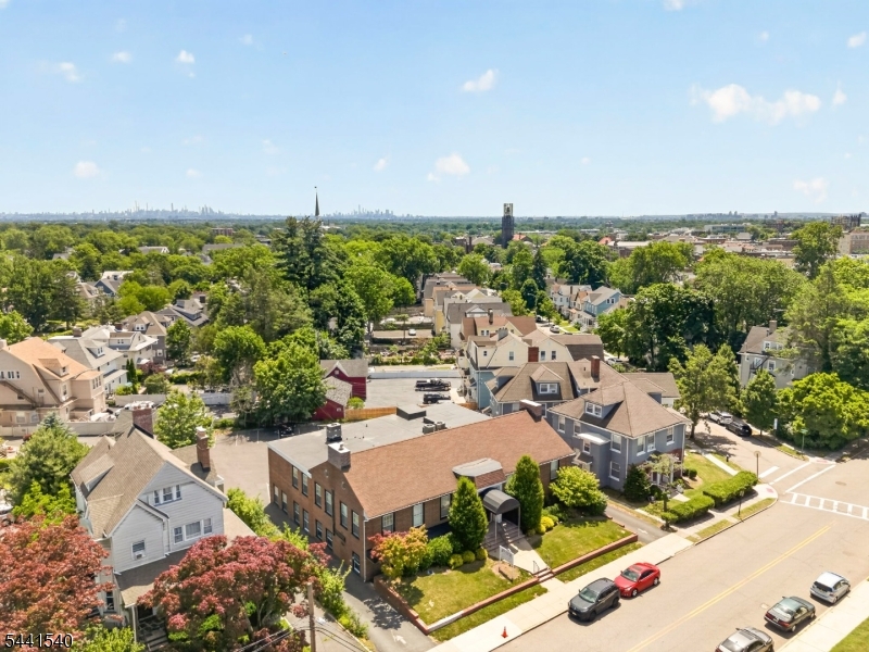89 Valley Rd