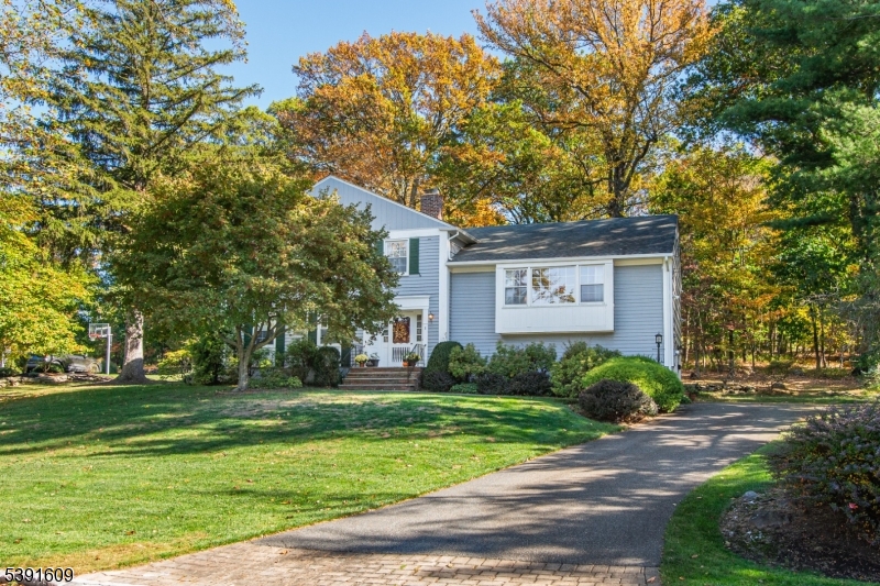 8 Maple Drive
