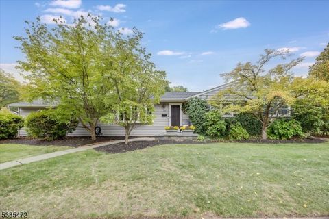 135 Pinelynn Rd Glen Rock Boro NJ 07452