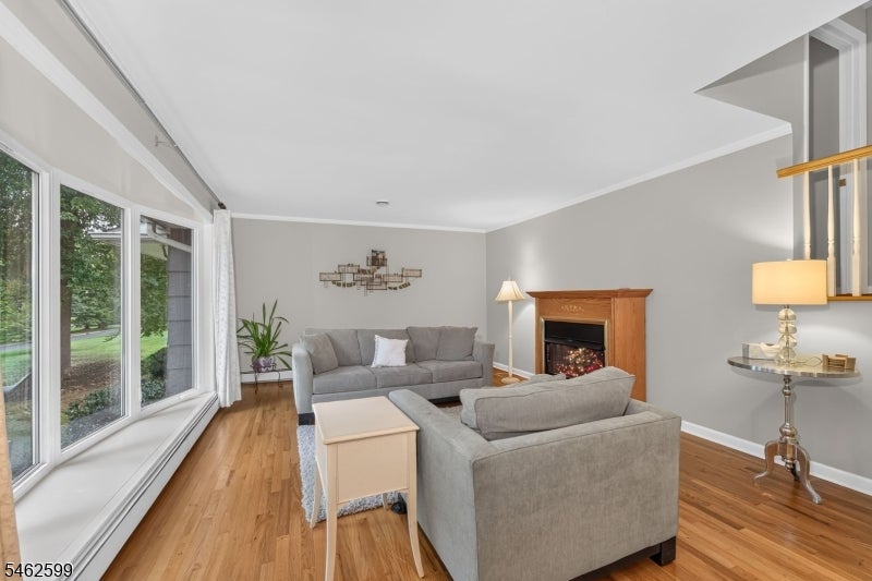 8 Molly Bee Rd