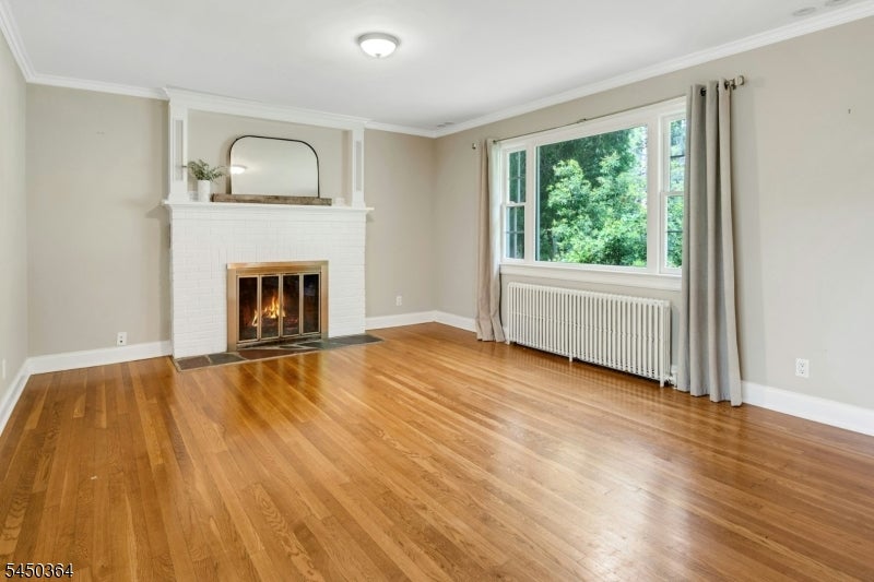 843 Long Hill Rd