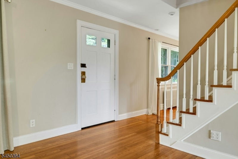 843 Long Hill Rd