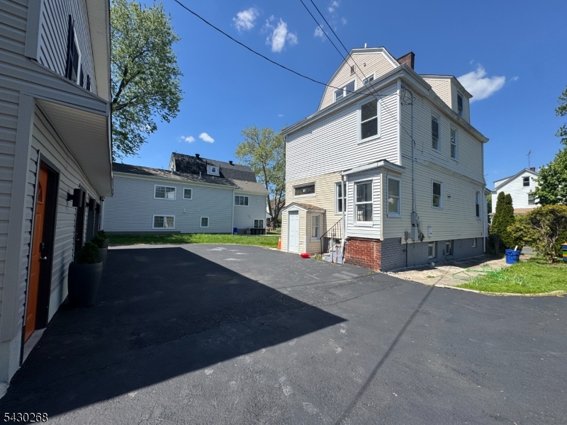 226 Waverly Pl