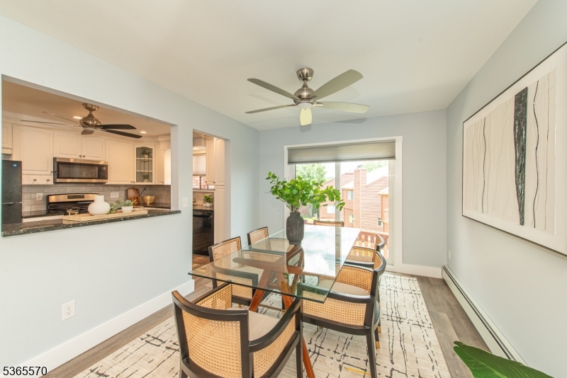 42 Hickory Hill Ct