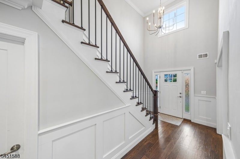 9 Burnet Hill Rd