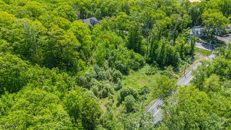 172 Espanong Rd