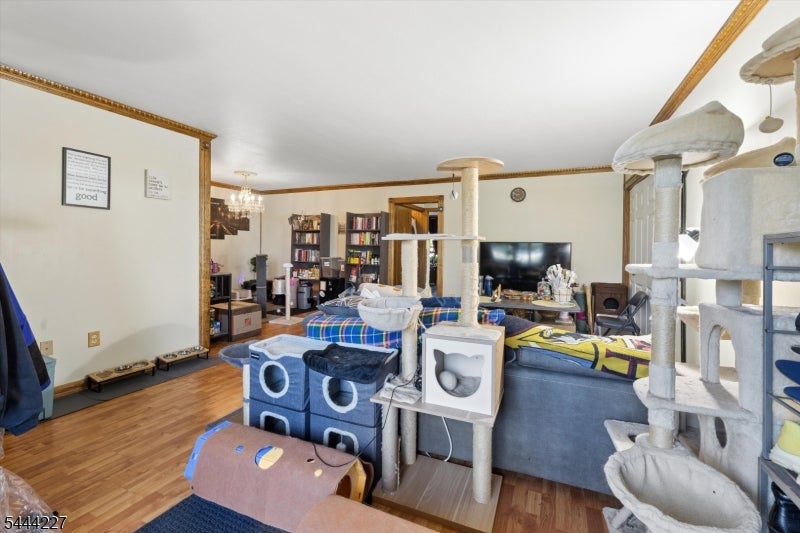 680 Union Ave C3