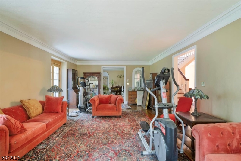 389 Green Rd