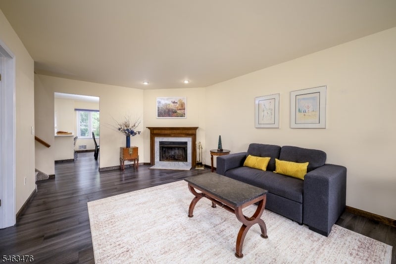 1168 Lake Avenue 6