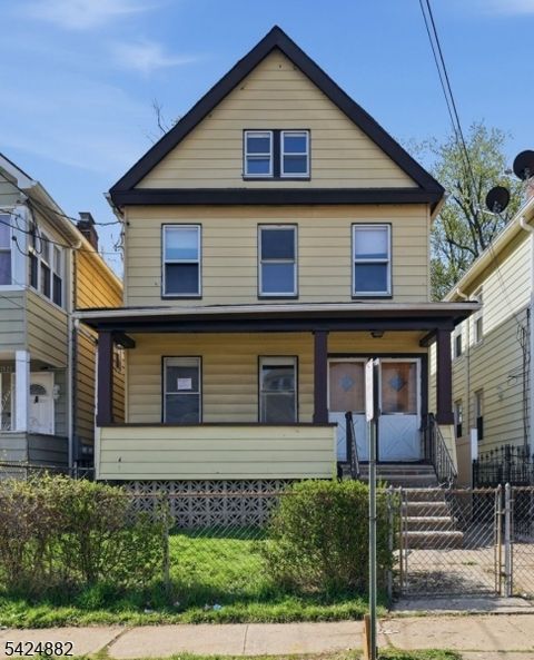 1024 Julia St Elizabeth City NJ 07201