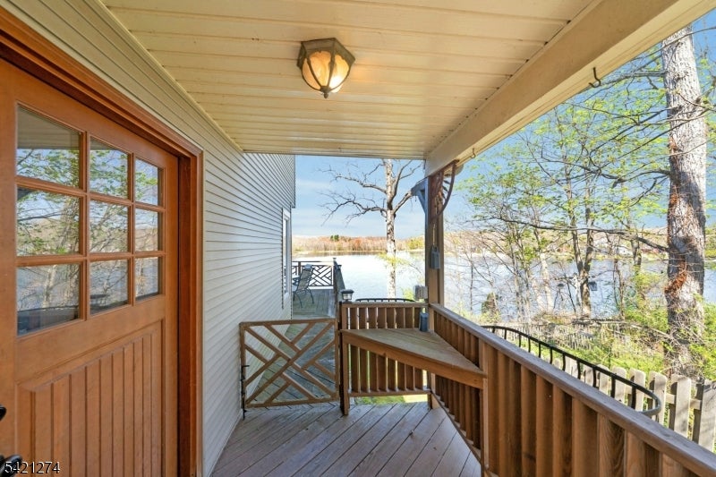 95 Wildwood Rd