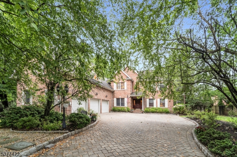 136 Tappan Rd
