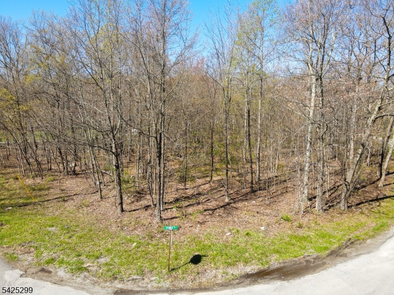 51 E Shore Lake Owassa Rd