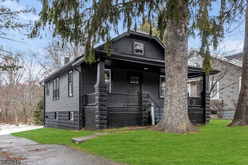 324 E Washington Ave