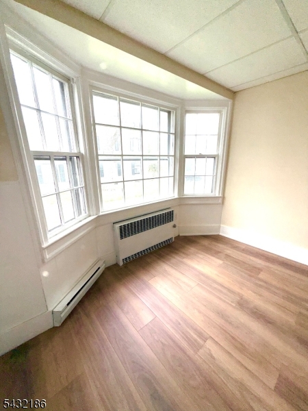 100 Main St - Front Apt 3 3