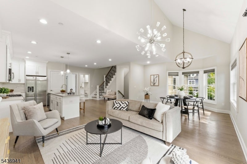 19 Riverbend Ct