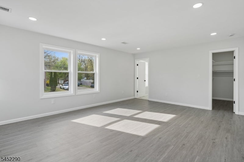 26 Hunterdon Rd
