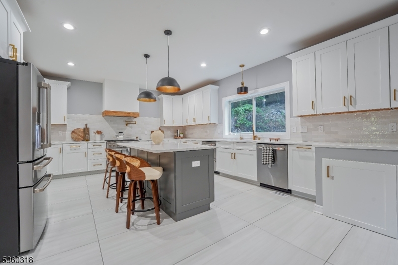 73 Mount Bethel Rd