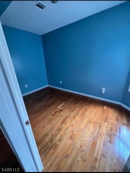 122 Littleton Ave 3