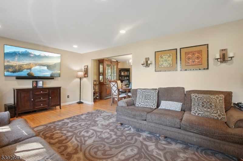 183 Watson Rd
