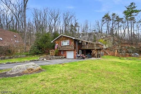 529 Tranquility Dr Vernon Twp. NJ 07422